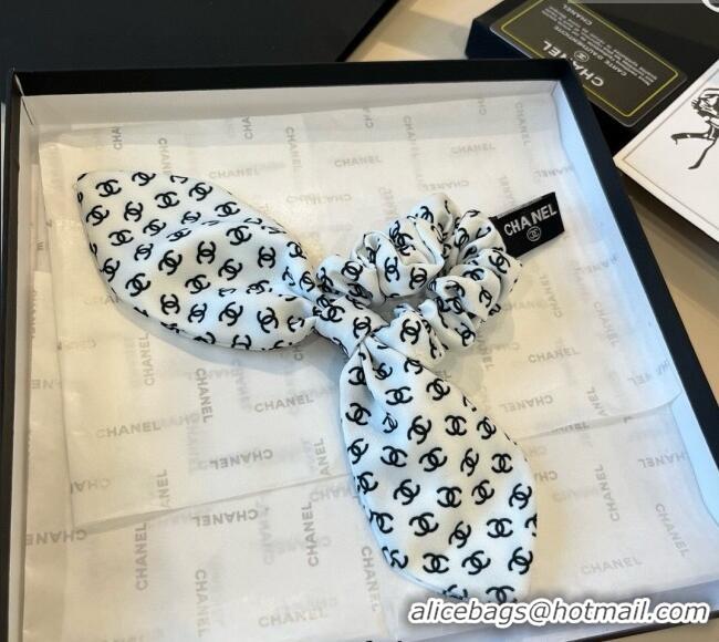 Famous Brand Chanel CC Allover Bow Hairring 2104 White 2025