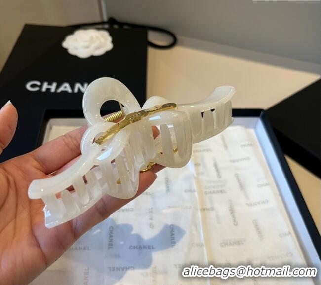 Buy Top Quality Chanel Bow Hairclip 0513 White 2025