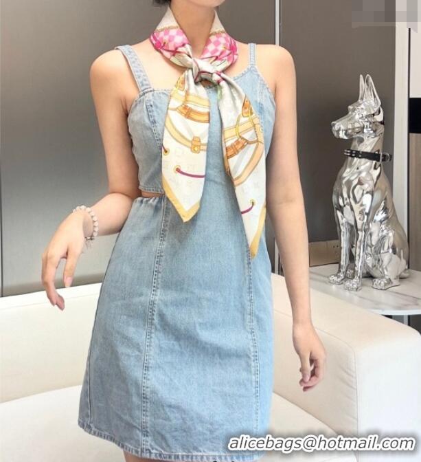 Best Price Louis Vuitton Flower and Strap Monogram Silk Square Scarf 90cm V4049 Grey 2025