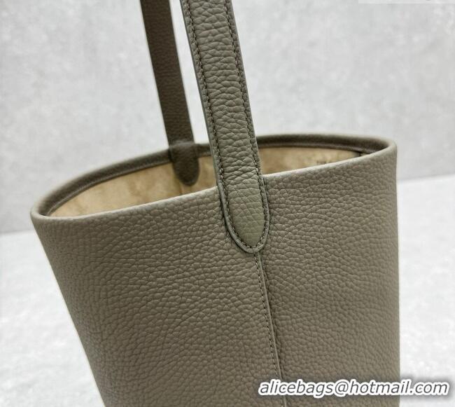 Pretty Style The Row Medium N/S Park Tote Bag in Grained Leather 1822 Grey 2025