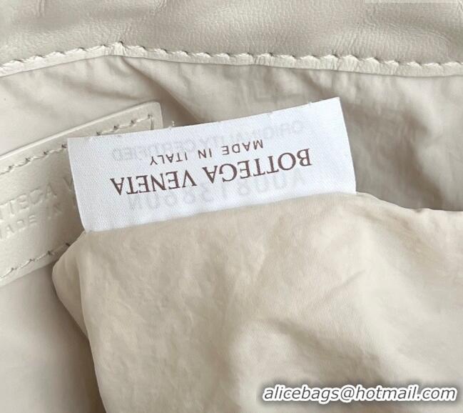 Cheapest Bottega Veneta Small Dustbag in Intrecciato Leather 816987 Chalk White 2025