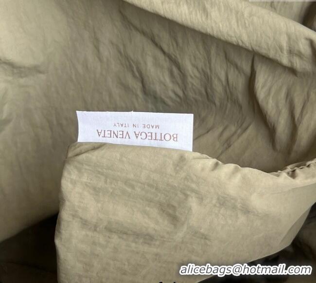 New Product Bottega Veneta Medium Dustbag in Intrecciato Leather 796728 Travertine Green 2025