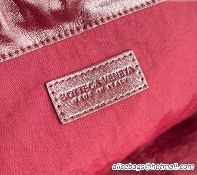 Luxury Classic Bottega Veneta Medium Dustbag in Intrecciato Leather 796728 Barolo Red 2025