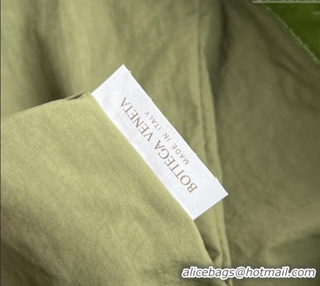 High Quality Bottega Veneta Medium Dustbag in Intrecciato Leather 796728 Matcha Green 2025