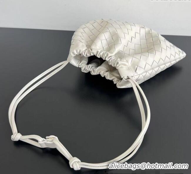 Market Sells Bottega Veneta Medium Dustbag in Intrecciato Leather 796728 Chalk White 2025