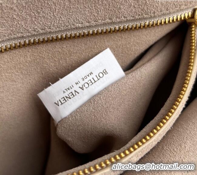 Low Cost Bottega Veneta Medium Ciao Ciao Top Handle Bag in Calf Leather 817231 Ecru Beige 2025