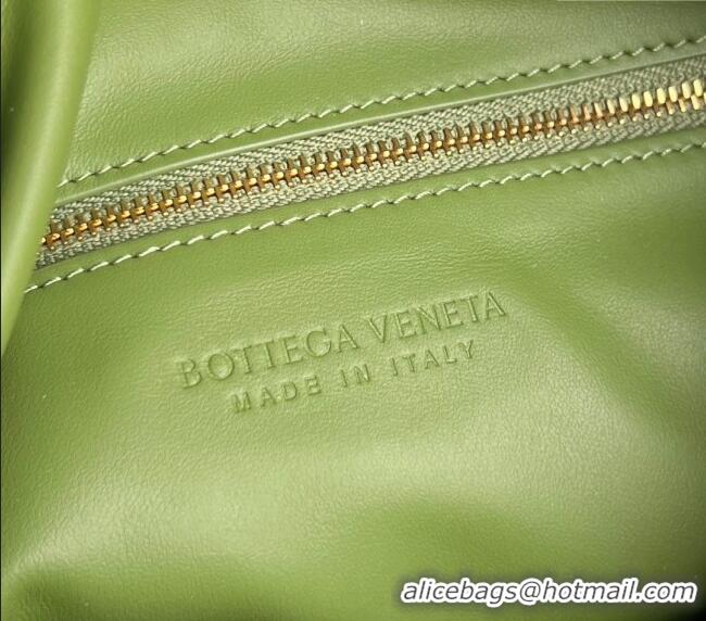 Popular Style Bottega Veneta Hop Small Hobo Bag in Intrecciato Leather 796262 Matcha Green 2025
