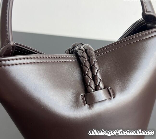 Well Crafted Bottega Veneta Small Liberta Bucket Bag in Smooth Leather 815244 Fondant Brown 2025