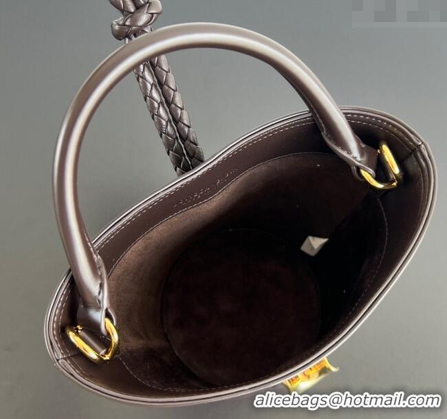 Well Crafted Bottega Veneta Small Liberta Bucket Bag in Smooth Leather 815244 Fondant Brown 2025