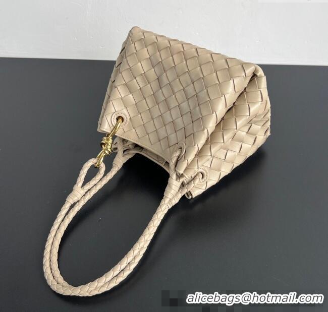 New Fashion Bottega Veneta Small Parachute Shoulder Bag in Intrecciato Leather 796569 Ecru Beige 2025