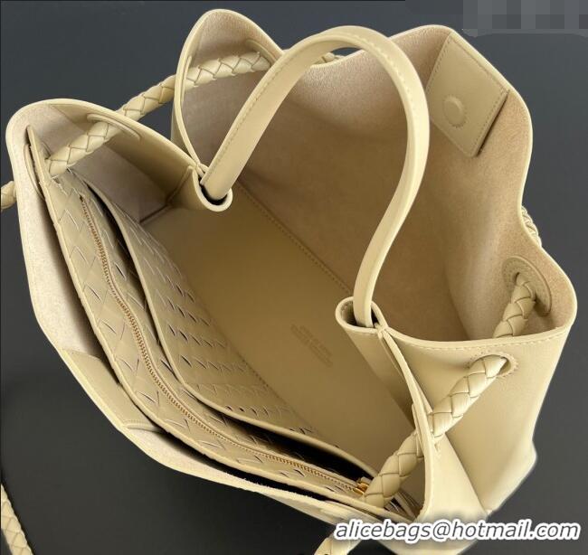 Good Taste Bottega Veneta Medium Andiamo Top Handle Bag in Calfskin Leather 810214 Light butterscotch Beige 2025