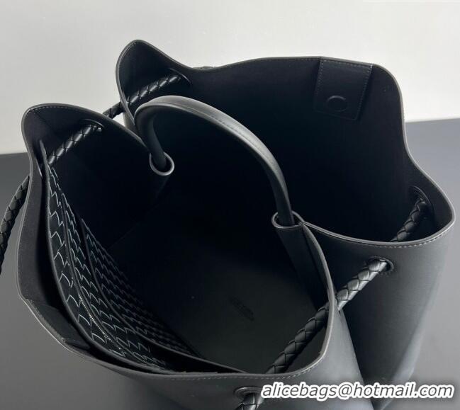 Good Product Bottega Veneta Large Andiamo Top Handle Bag in Calfskin Leather 806010 Black/Silver 2025
