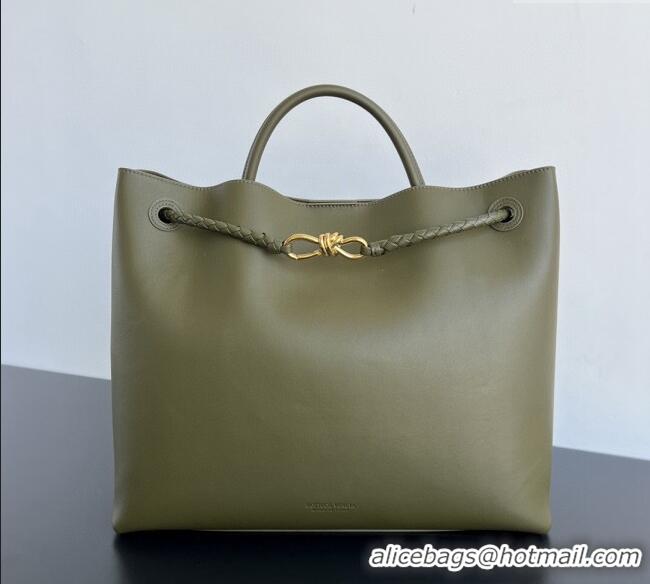 Grade Discount Bottega Veneta Men's Large Andiamo Top Handle Bag in Calfskin Leather 806010 Green 2024