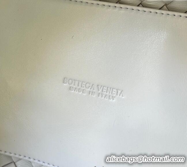 Top Design Bottega Veneta Heart Mini Cabat Tote Bag in Intreccio Leather 709464 White 2025