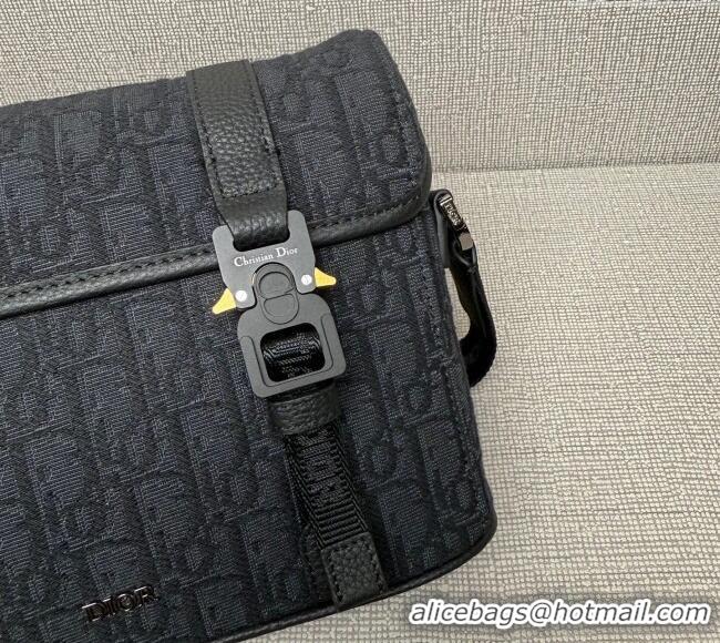 Famous Brand Dior Mens Hit the Road Messenger Bag with Flap in Oblique Jacquard with Grained Calfskin 9271 Black 2025