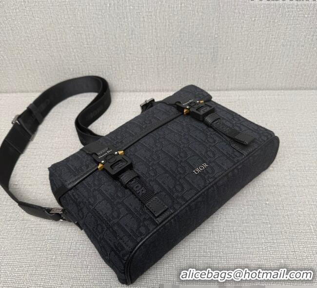 Famous Brand Dior Mens Hit the Road Messenger Bag with Flap in Oblique Jacquard with Grained Calfskin 9271 Black 2025