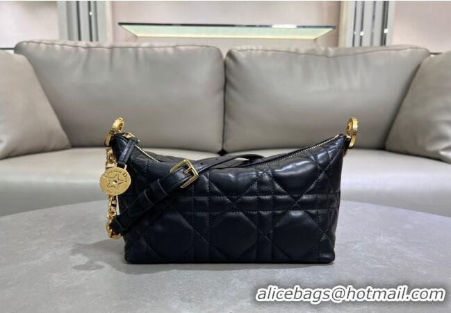 Pretty Style Dior Diorstar Hobo Bag with Chain in Macrocannage Lambskin 1141 Black 2025