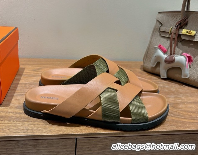 Trendy Design Hermes Kazimir Flat Slides Sandal in Woven Ribbon and Calfskin Leather Light Brown/Green 0419071