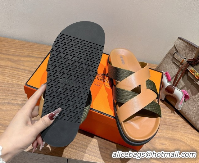 Trendy Design Hermes Kazimir Flat Slides Sandal in Woven Ribbon and Calfskin Leather Light Brown/Green 0419071