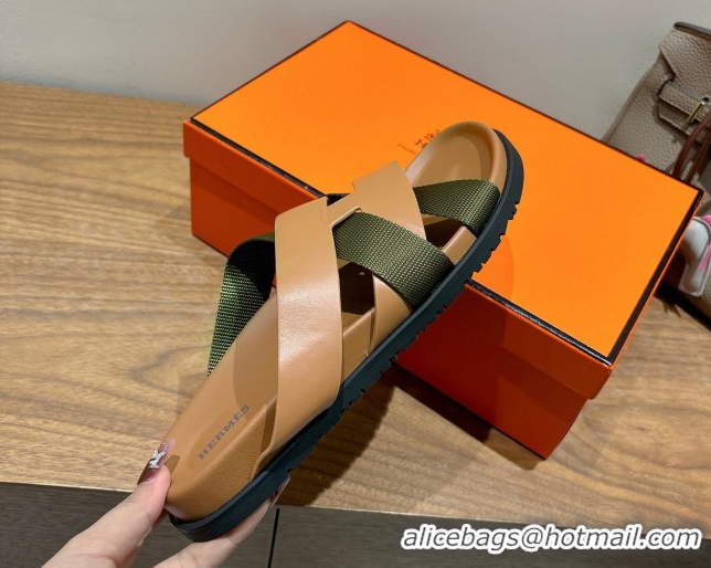 Trendy Design Hermes Kazimir Flat Slides Sandal in Woven Ribbon and Calfskin Leather Light Brown/Green 0419071