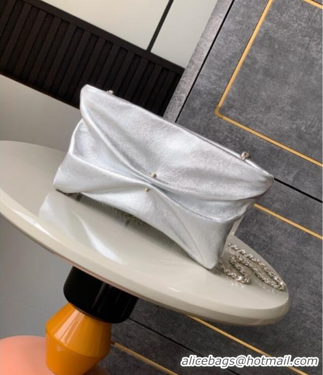 Luxury Discount Chanel Metallized Calfskin Clutch with Chain and Pearl AP4613 Silver 2025