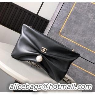 Famous Brand Chanel Shiny Lambskin Clutch with Chain AP4613 Black 2025