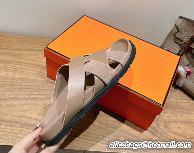 Stylish Hermes Kazimir Flat Slides Sandal in Woven Suede and Calfskin Leather Elephant Grey 0419097
