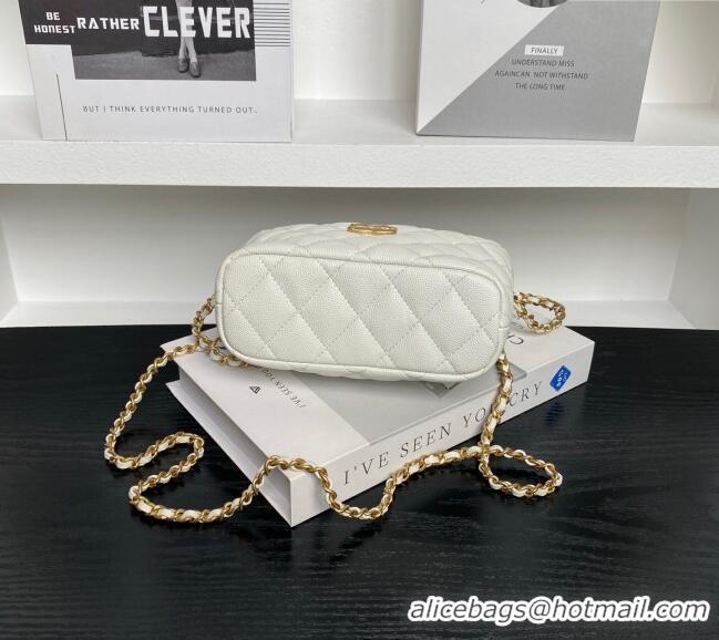 Pretty Style Chanel Grained Calfskin Clutch with Chain AP4484 White 2025