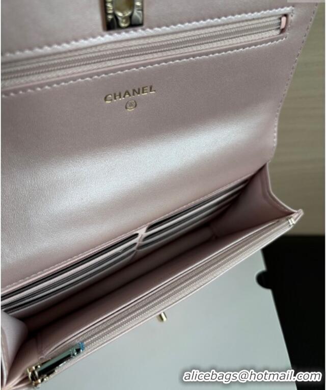 Best Product Chanel Pearly Lambskin on Chain with Logo Charm AP4537 Pink 2025