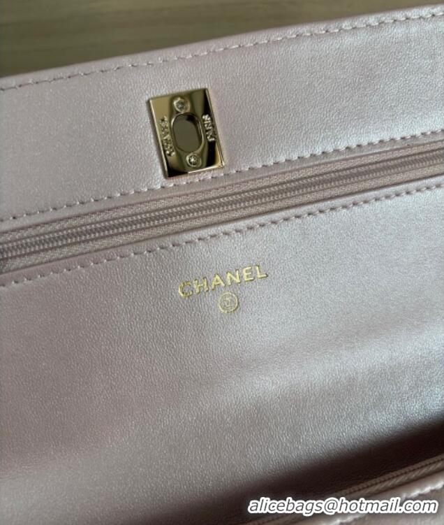 Best Product Chanel Pearly Lambskin on Chain with Logo Charm AP4537 Pink 2025