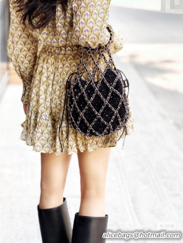 Top Quality Chanel Chain Mesh & Velvet Clutch CH052669 2025