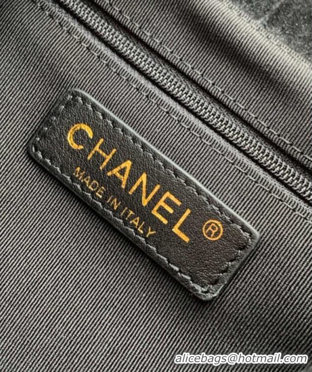 Well Crafted Chanel Vintage Quilted Suede Hobo Bag CH052681 Black 2025