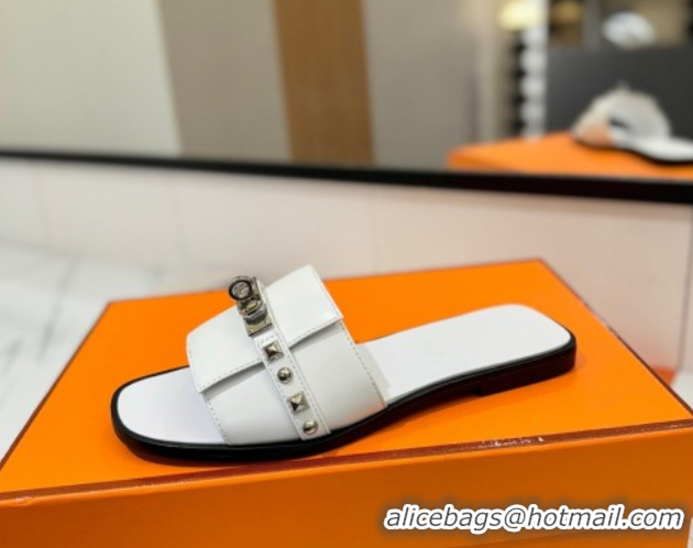 Good Looking Hermes Giulia Flat Slides Sandal in Calfskin Leather with Kelly Buckle and Studs White 0421018