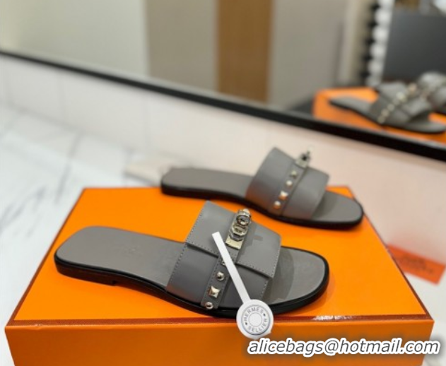 Good Quality Hermes Giulia Flat Slides Sandal in Calfskin Leather with Kelly Buckle and Studs Grey 0421019