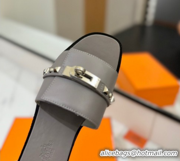 Good Quality Hermes Giulia Flat Slides Sandal in Calfskin Leather with Kelly Buckle and Studs Grey 0421019