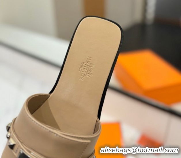 Big Discount Hermes Giulia Flat Slides Sandal in Calfskin Leather with Kelly Buckle and Studs Beige 0421024