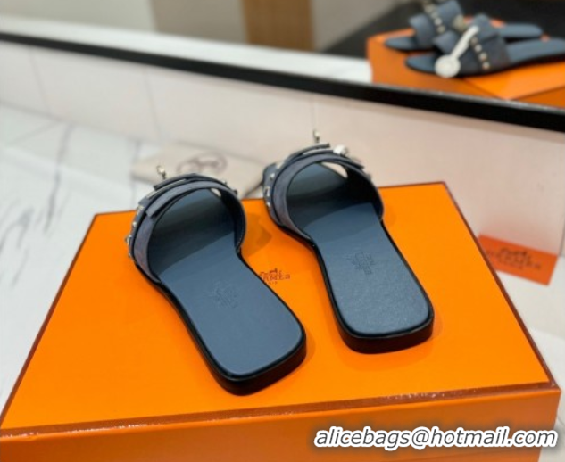 Best Product Hermes Giulia Flat Slides Sandal in Suede with Kelly Buckle and Studs Grey 0421028