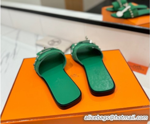 Durable Hermes Giulia Flat Slides Sandal in Suede with Kelly Buckle and Studs Green 0421029
