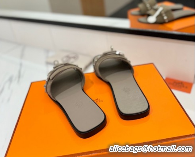 Luxury Cheap Hermes Giulia Flat Slides Sandal in Suede with Kelly Buckle and Studs Grey 0421030