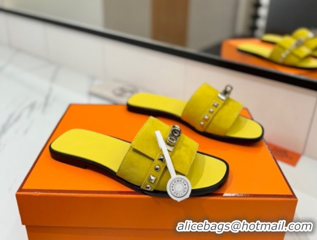 Luxury Hermes Giulia Flat Slides Sandal in Suede with Kelly Buckle and Studs Yellow 0421031