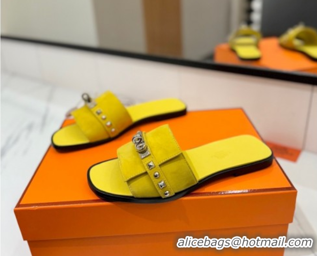 Luxury Hermes Giulia Flat Slides Sandal in Suede with Kelly Buckle and Studs Yellow 0421031