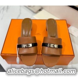 Sumptuous Hermes Gigi Heel Slides Sandal 4.5cm in Calfskin Leather with Kelly Buckle Brown 0421033