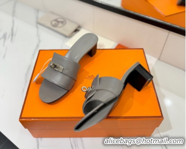 Top Grade Hermes Gigi Heel Slides Sandal 4.5cm in Smooth Calfskin with Kelly Buckle Grey 0421035