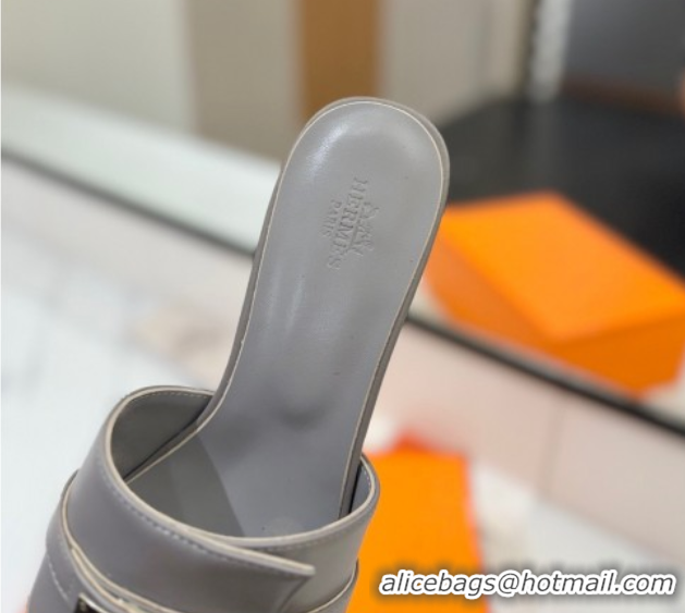 Top Grade Hermes Gigi Heel Slides Sandal 4.5cm in Smooth Calfskin with Kelly Buckle Grey 0421035