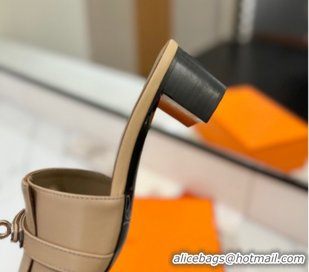 Stylish Hermes Gigi Heel Slides Sandal 4.5cm in Smooth Calfskin with Kelly Buckle Beige 0421038