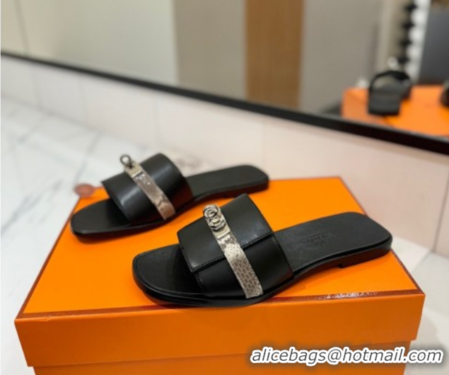 Sumptuous Hermes Giulia Flat Slides Sandal in Calfskin Leather with Kelly Buckle Strap Black 0421051