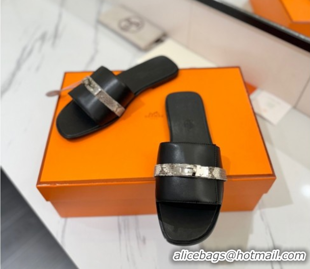 Sumptuous Hermes Giulia Flat Slides Sandal in Calfskin Leather with Kelly Buckle Strap Black 0421051