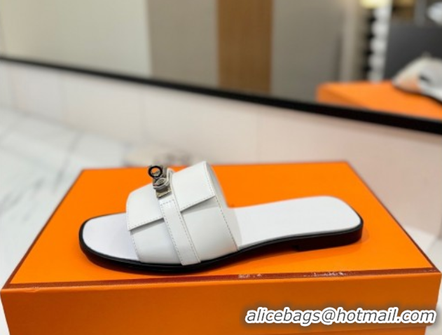 Good Looking Hermes Giulia Flat Slides Sandal in Smooth Calfskin with Kelly Buckle Strap White 0421055