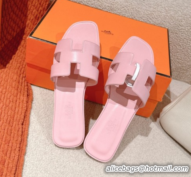 Sophisticated Hermes Oran Classic Flat Slides Sandal in Smooth Calfskin Light Pink 0421062