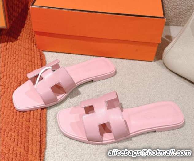 Sophisticated Hermes Oran Classic Flat Slides Sandal in Smooth Calfskin Light Pink 0421062